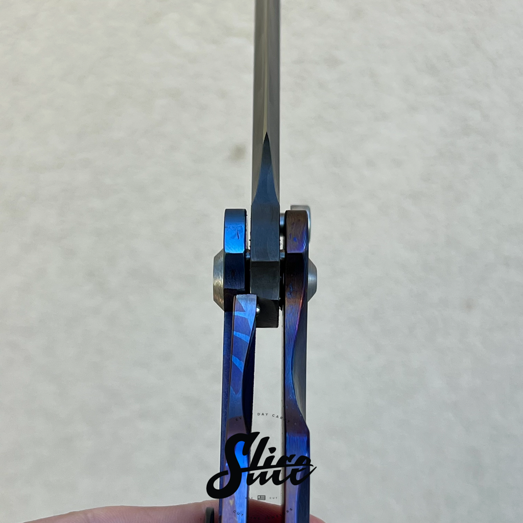 Scorpion 6 Knives Overfall