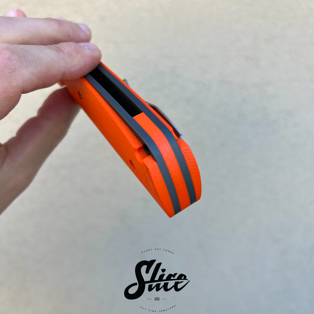 Spyderco Subvert (Black Snow Design) – SliceFK