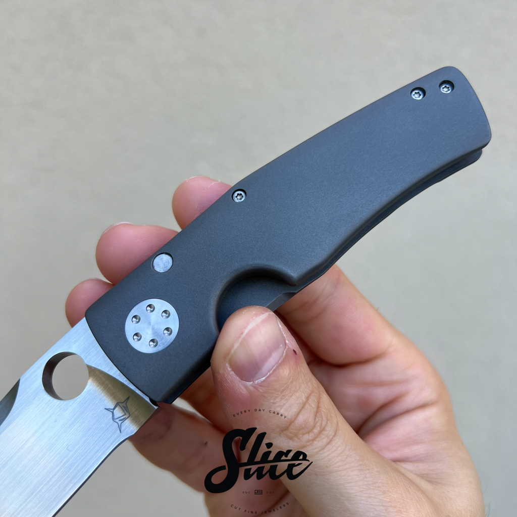 Sharknivco Rick