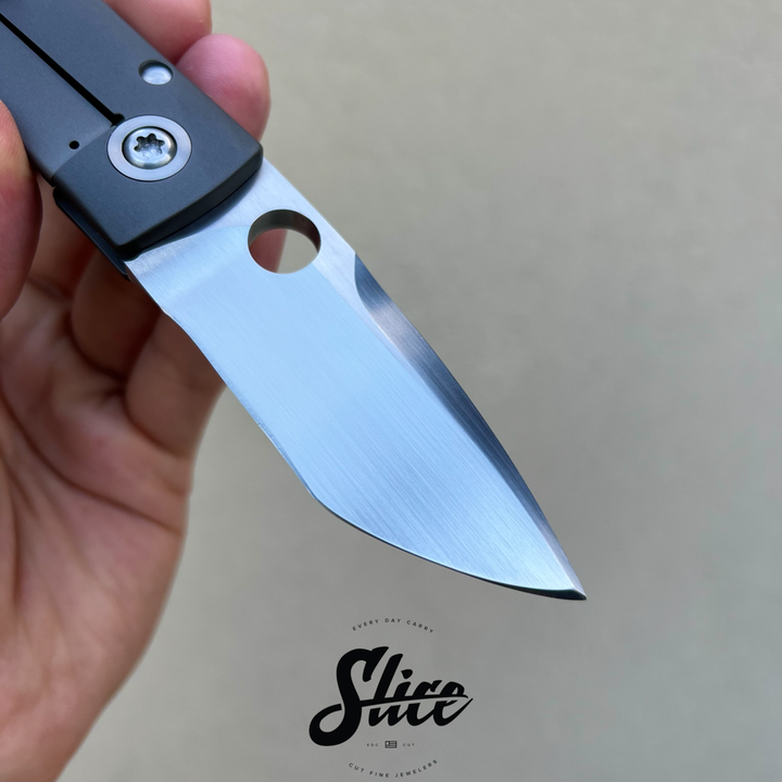 Sharknivco Rick