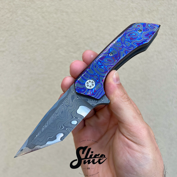 *SOLD* VIKnives "Floating" Mini Apex full dress