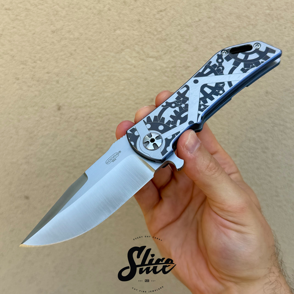 Darrel Ralph Dominator V4