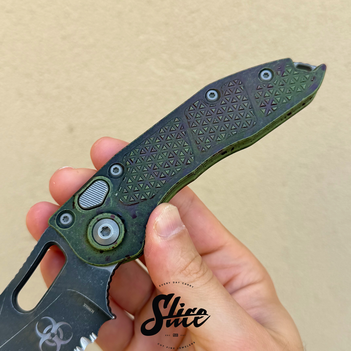 Microtech Outbreak Auto Stitch Signature Series