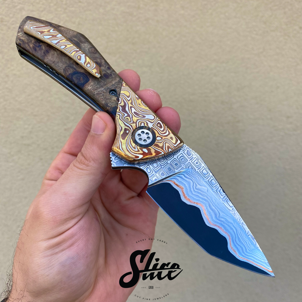 *SOLD* Larevo Knives Vulken