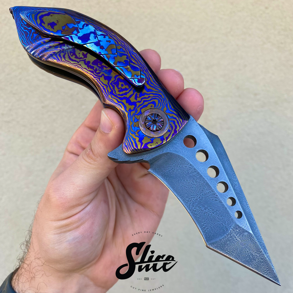 *SOLD* Bastian Knives Iguana full dress