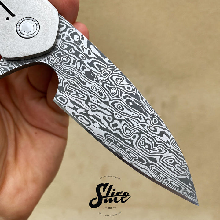 Corbz Knives Chido bolsterlock