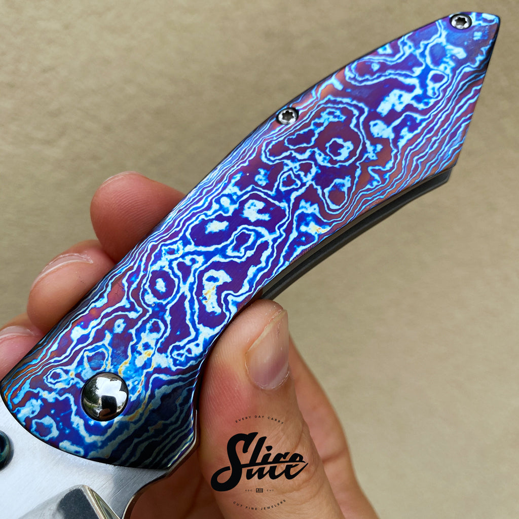 *SOLD* Medina Custom Knives thumbstud Hellcat