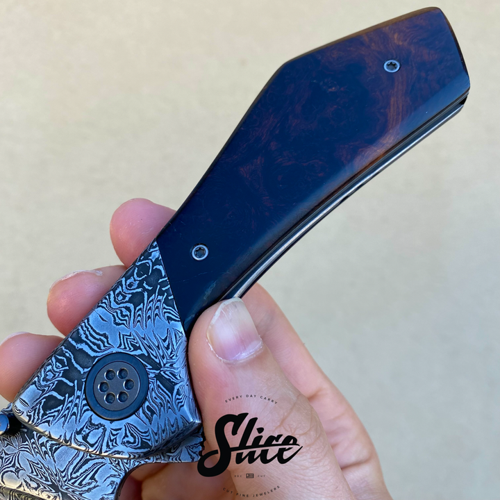 *SOLD* Larevo Knives Vulken