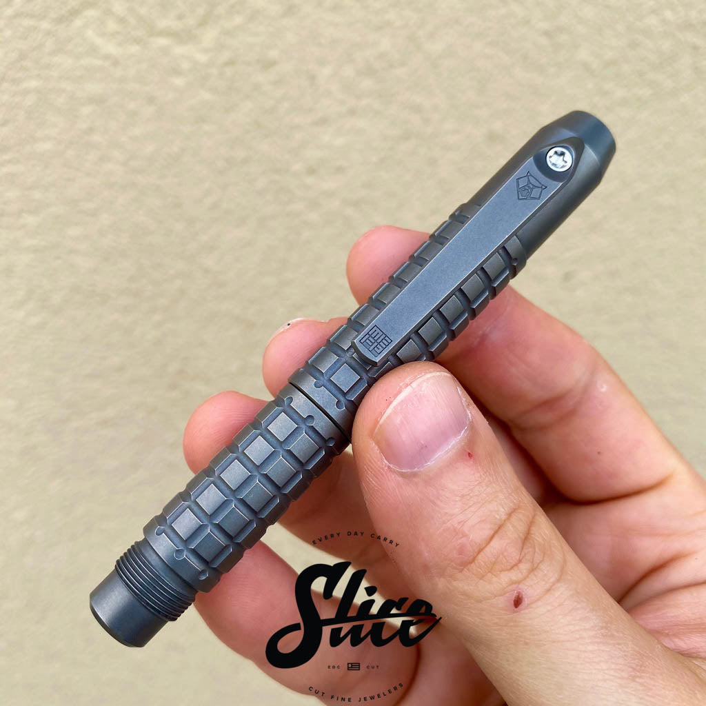 Shirogorov V3 titanium pivot tool/pen