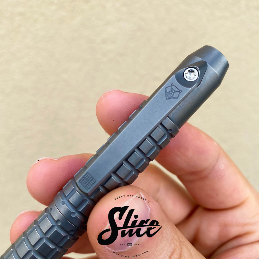 Shirogorov V3 titanium pivot tool/pen