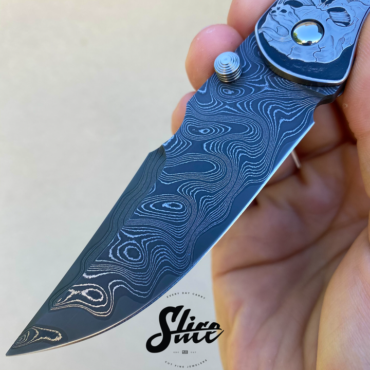 JI Knives Jolt engraved by Pedro Villarrubia (Jonas Iglesias)